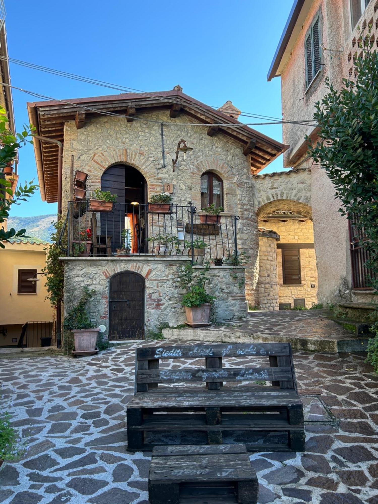 B&B La Casetta Sul Lago Colle di Tora Eksteriør billede