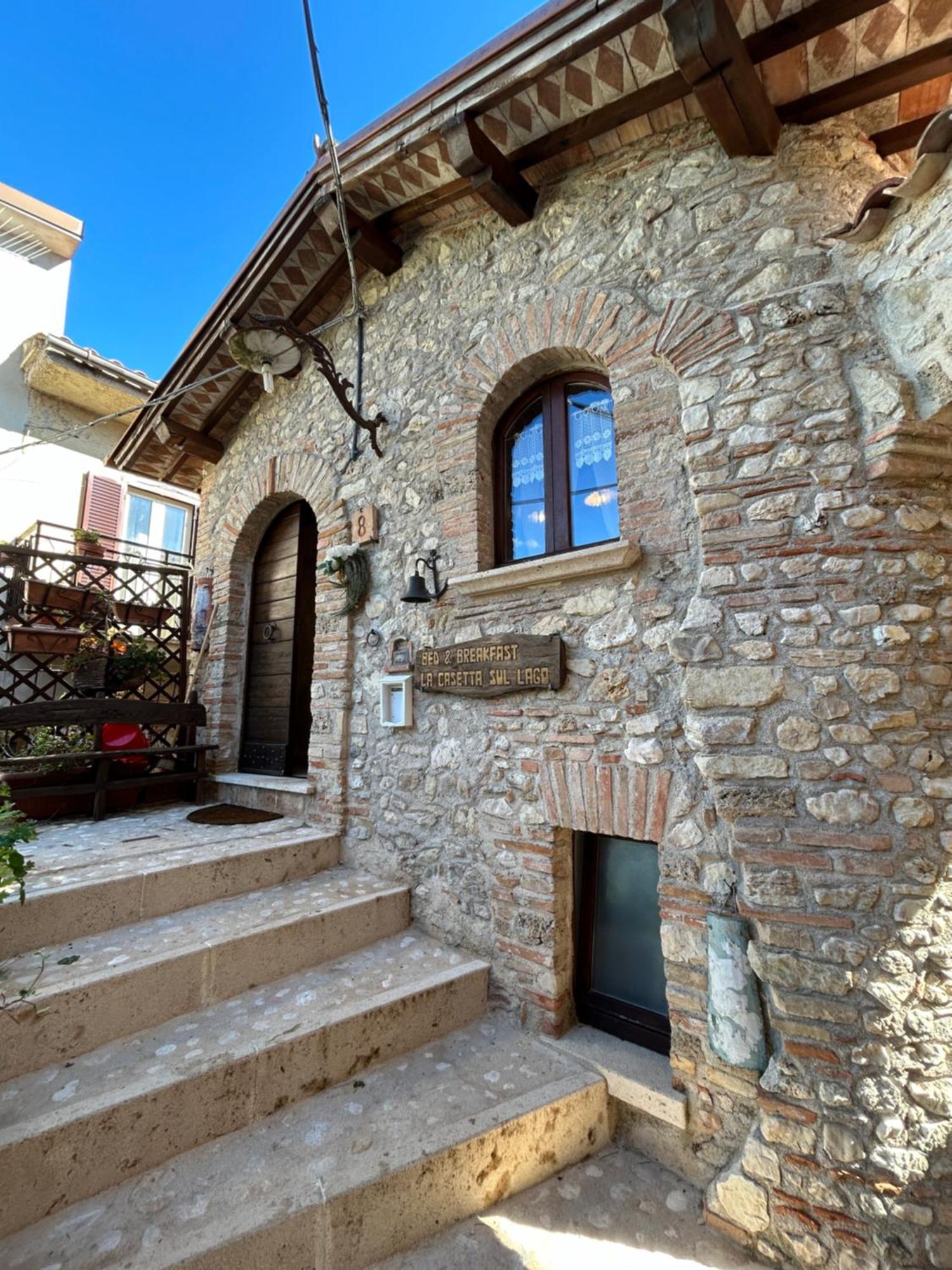 B&B La Casetta Sul Lago Colle di Tora Eksteriør billede