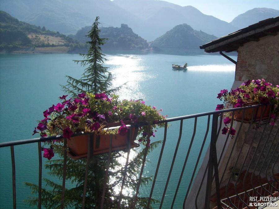 B&B La Casetta Sul Lago Colle di Tora Eksteriør billede